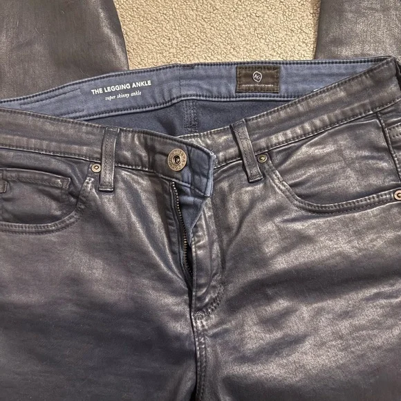 AG Jeans Women's Size 27 The Legging Ankle Navy Coated Canvas - Picture 3 of 7